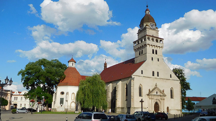 Farní kostel sv. Michala ve Skalici